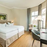 Glockenhof 4*