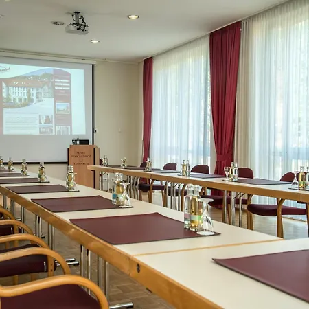 Отель Glockenhof 4*