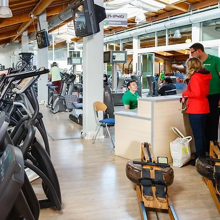 Glockenhof Отель